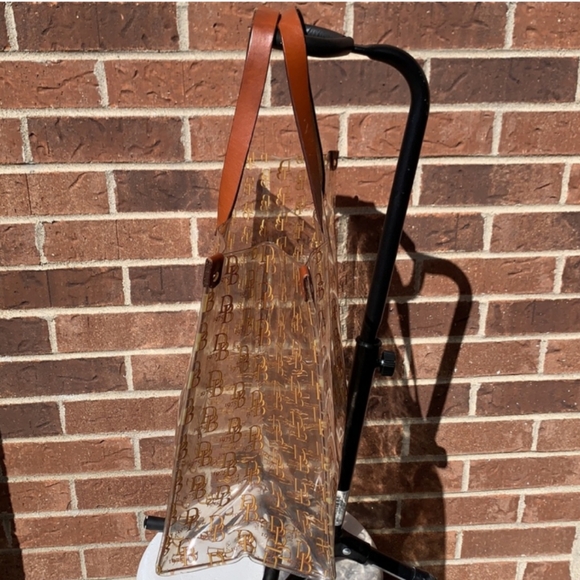 👀Dooney and Bourke Vintage Acrylic Tote Bag👀 - Picture 6 of 16